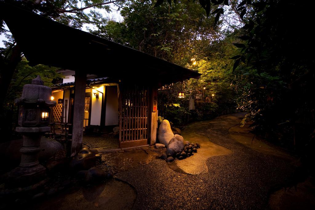 Hatago Kayausagi Hita Esterno foto